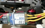 横っ腹にくっつけたYEP60A、なんかでかい。